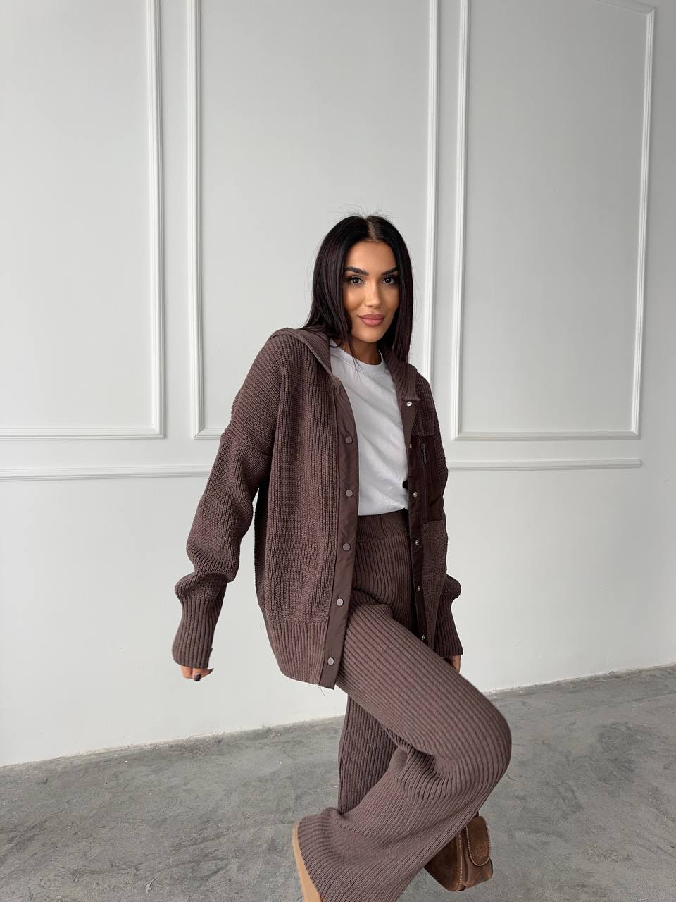 Brown knitted set