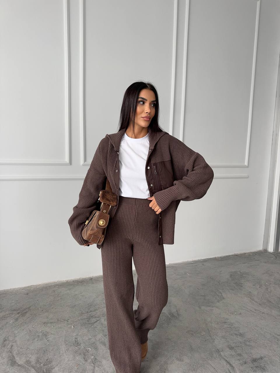 Brown knitted set
