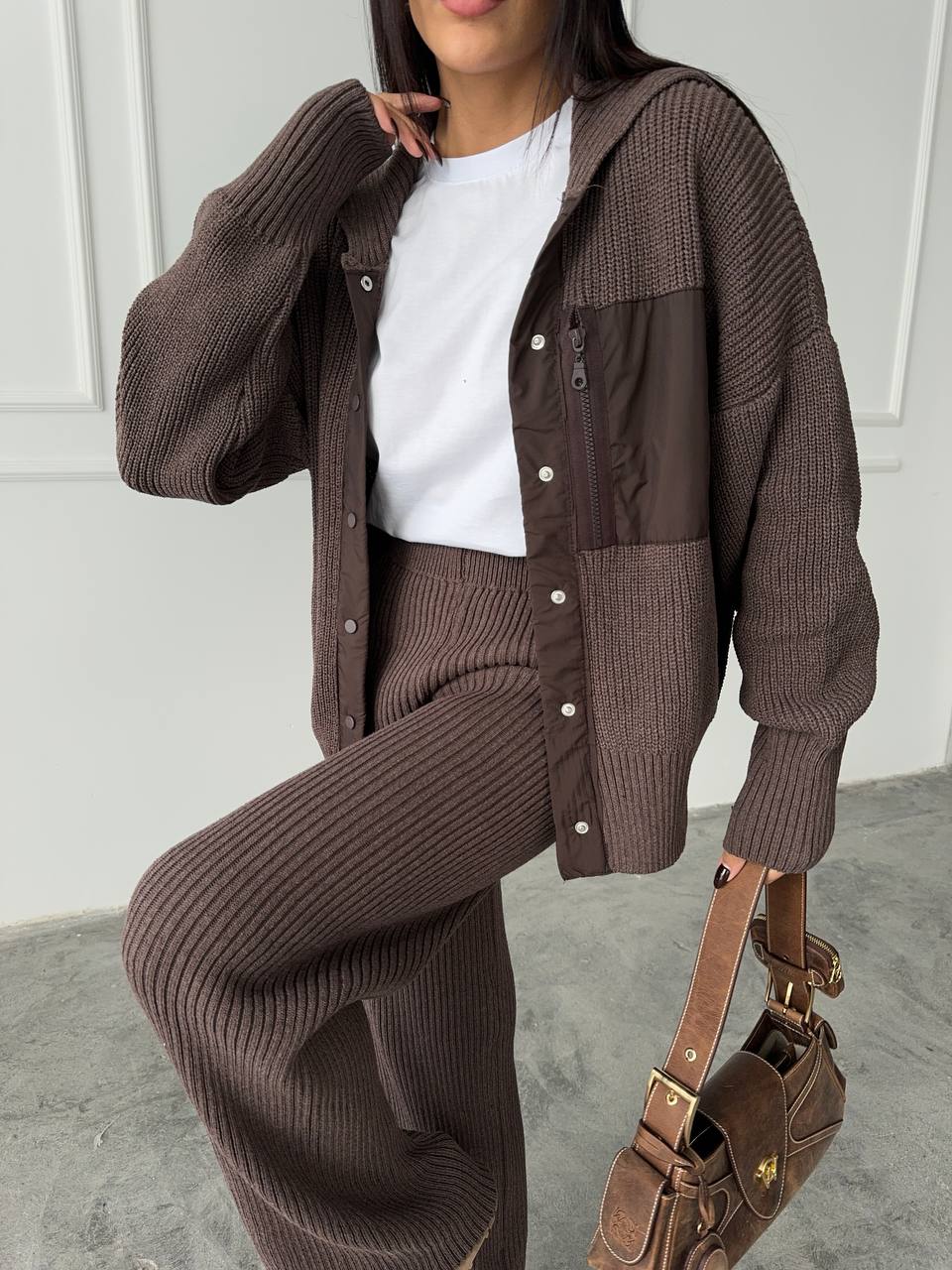 Brown knitted set
